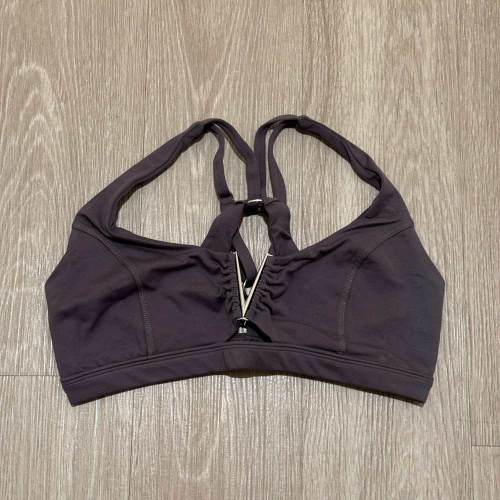 Bombshell Sportswear Knockout Sports Bra in Dark Lilac